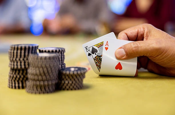 See Which ポーカーアプリ 人気 Players Love Most